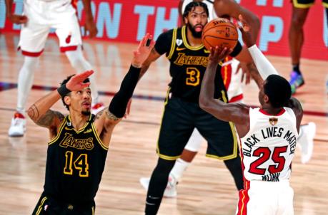 Miami Heat guard Kendrick Nunn (25) shoots the ball against Los Angeles Lakers
(Kim Klement-USA TODAY Sports)