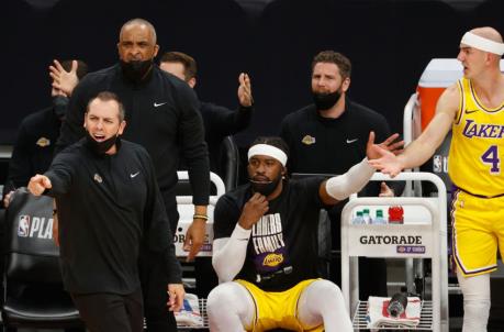 PHOENIX, ARIZONA - MAY 25: Head coach Frank Vogel of the Los Angeles Lakers reacts during the first half of Game Two of the Western Co<em></em>nference first-round playoff series at Phoenix Suns Arena on May 25, 2021 in Phoenix, Arizona. NOTE TO USER: User expressly acknowledges and agrees that, by downloading and or using this photograph, User is co<em></em>nsenting to the terms and co<em></em>nditions of the Getty Images License Agreement. (Photo by Christian Petersen/Getty Images)