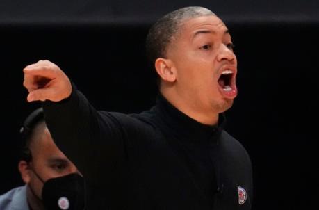 Ty Lue, LA Clippers. Mandatory Credit: Robert Hanashiro-USA TODAY Sports