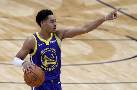 NEW ORLEANS, LOUISIANA - MAY 04: Jordan Poole #3 of the Golden State Warriors dribbles the ball down court during the second quarter of an NBA game against the New Orleans Pelicans at Smoothie King Center on May 04, 2021 in New Orleans, Louisiana. NOTE TO USER: User expressly acknowledges and agrees that, by downloading and or using this photograph, User is co<em></em>nsenting to the terms and co<em></em>nditions of the Getty Images License Agreement. (Photo by Sean Gardner/Getty Images)