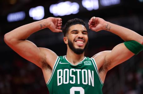 HOUSTON, TEXAS - OCTOBER 24: Jayson Tatum #0 of the Boston Celtics reacts following a play during the first half against the Houston Rockets at Toyota Center on October 24, 2021 in Houston, Texas. NOTE TO USER: User expressly acknowledges and agrees that, by downloading and or using this photograph, User is co<em></em>nsenting to the terms and co<em></em>nditions of the Getty Images License Agreement. (Photo by Carmen Mandato/Getty Images)