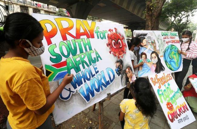 Awareness drive against the new coro<em></em>navirus Omicron variant in Mumbai