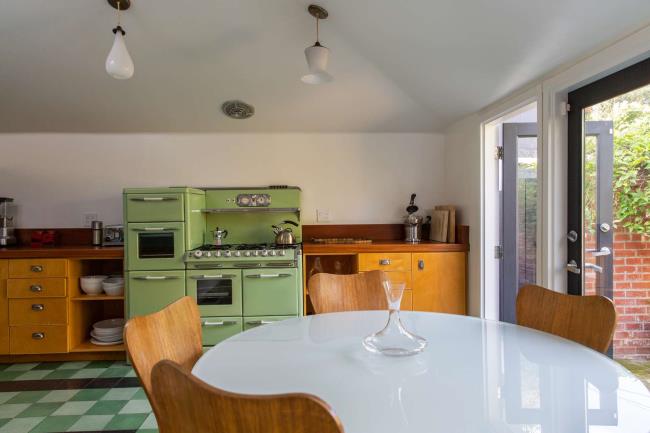 retro apple green kitchen