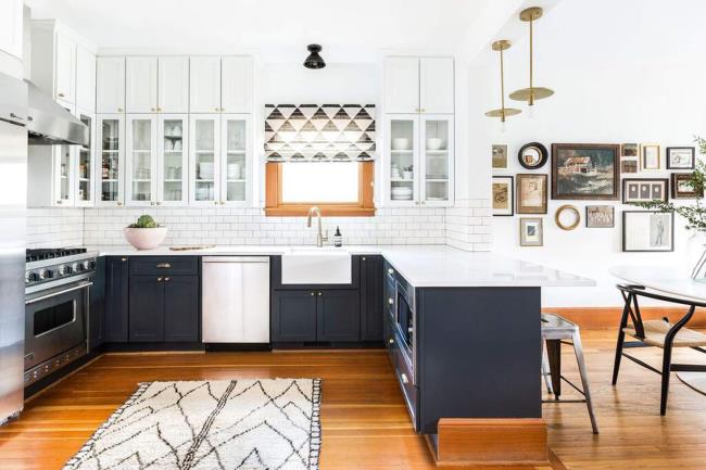 Shaker style farmhouse kitchen