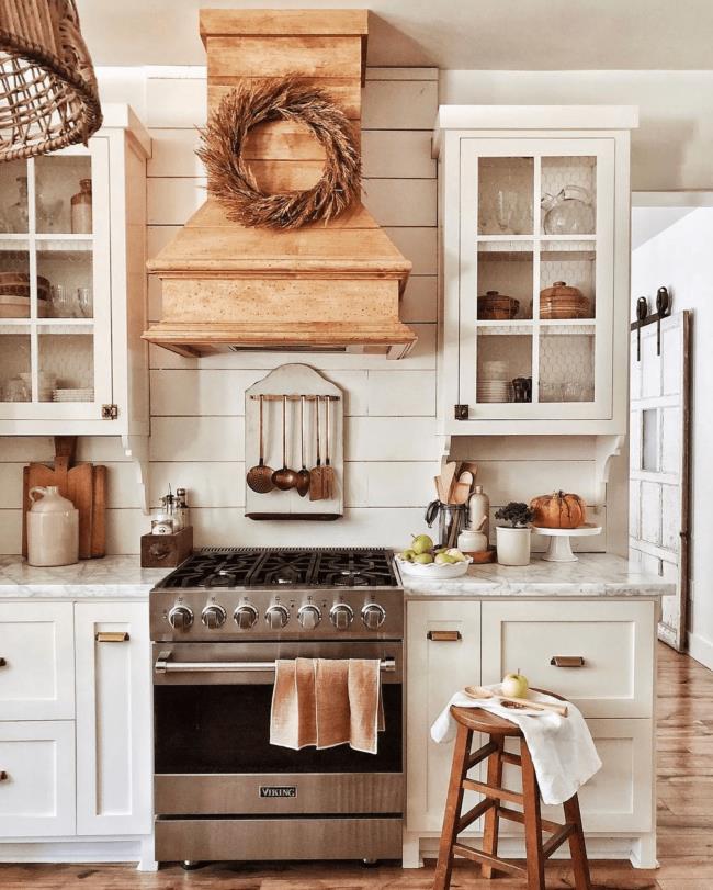 farmhouse kitchens