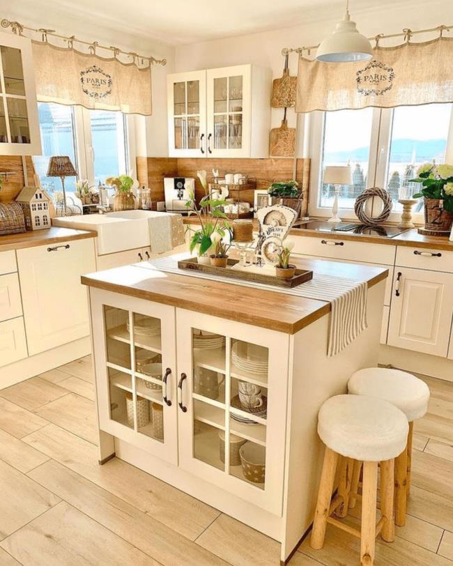 farmhouse kitchens