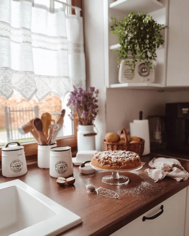 farmhouse kitchens