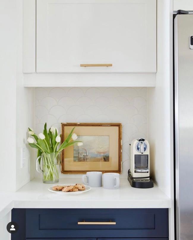 Wet bar and coffee bar