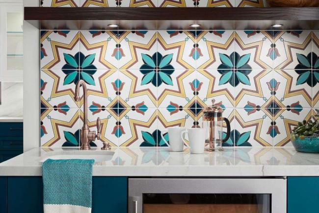 Blue wet bar with designed tile