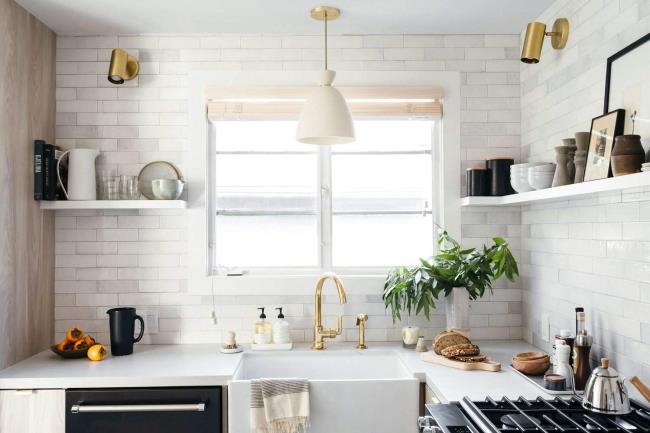 Cambria Quartz countertop in kitchen