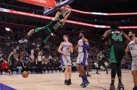 The Celtics look to win their sixth in a row when they take on the Nets to<em></em>night at 7:30 PM EST (Photo by Gregory Shamus/Getty Images)